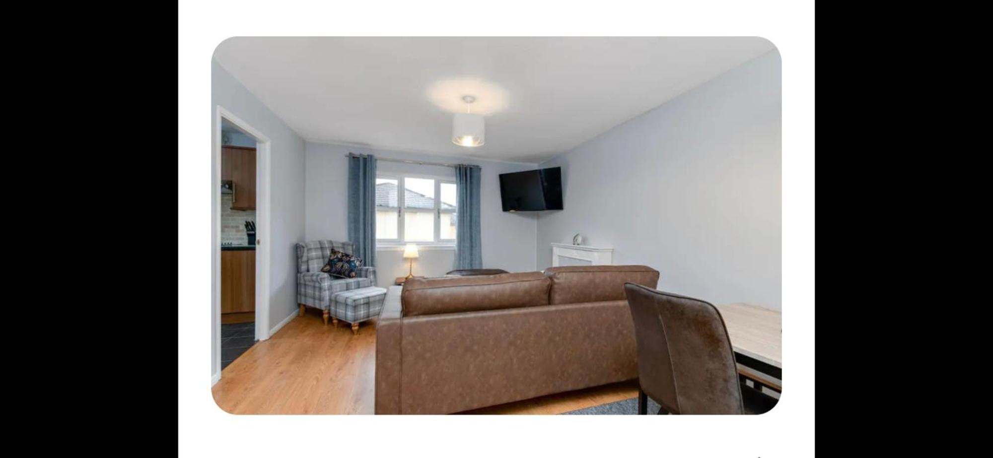 Appartement 2 Bedroom With Free Parking Sleeps 4 People Edinburgh